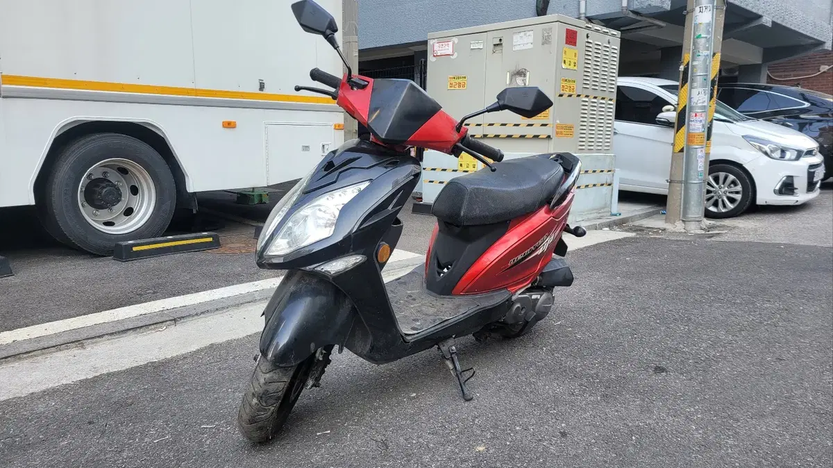 효성 뉴티 50CC 스쿠터 팝니다